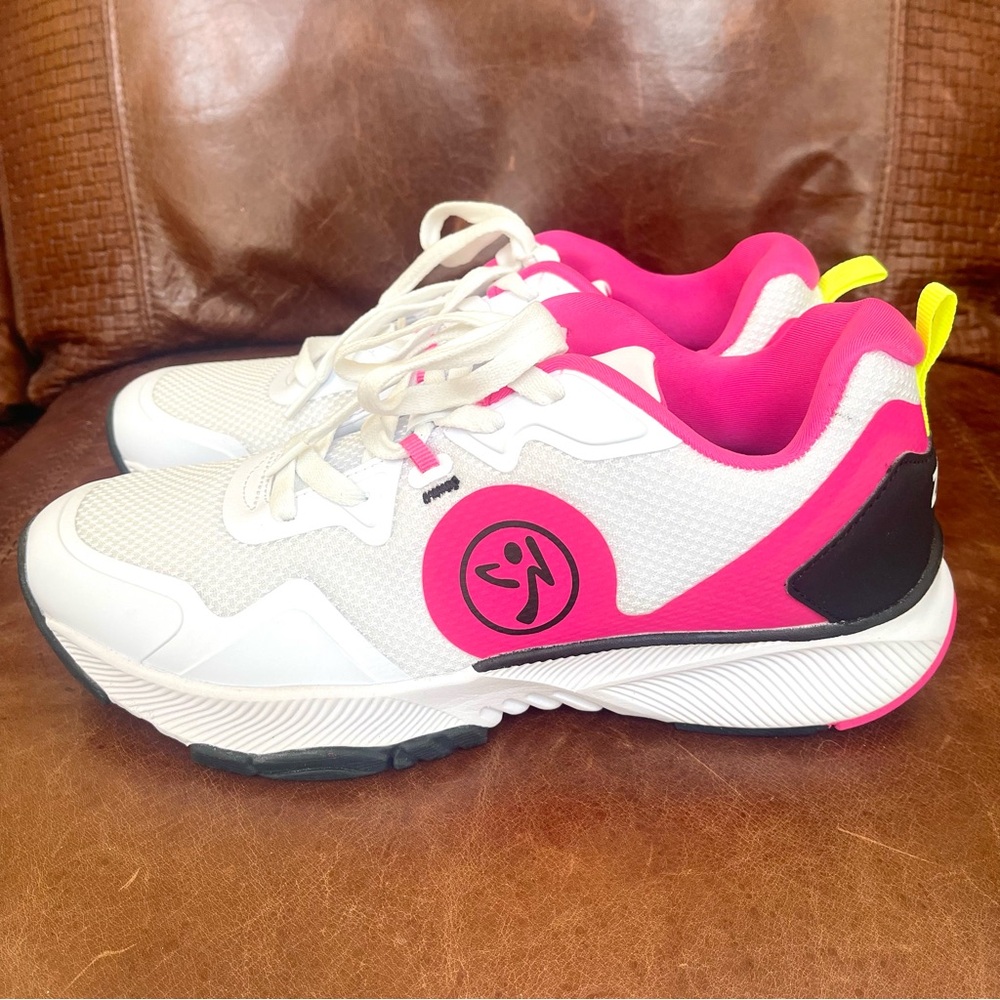 Zumba Train Fitness Trainers Sneakers Designed For High Energy Activities Dance - Picture 5 of 16